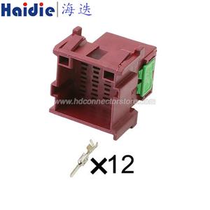 Auto connector 4-967627-1