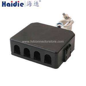 Fuse box with terminal BX2083