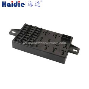 Fuse box with terminal BX2084
