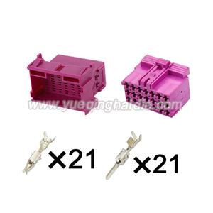 Auto Connector 1-967625-3 1-967630-3