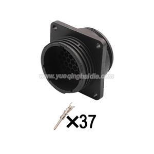 Auto connector 182918-1