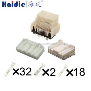 Auto Connector 2327446-2 2326818-1 1318747-1/90980-12153