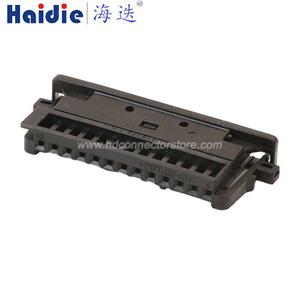 Auto connector  1418379-1