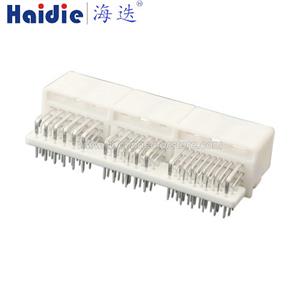 Auto connector  1318751-7