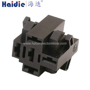 Auto connector  32050732
