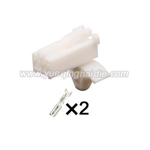 Auto connector MG630679