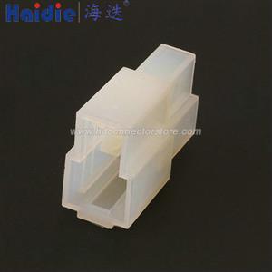Auto connector  880310-1