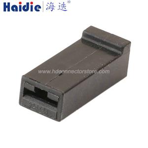 Auto connector  925324-1