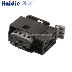 Auto connector  13655424