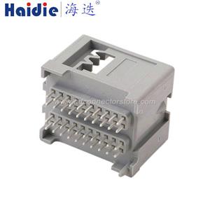 Auto connector  953118-2