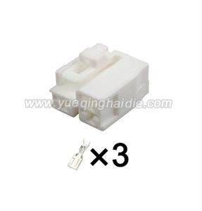 Auto connector  6098-0151