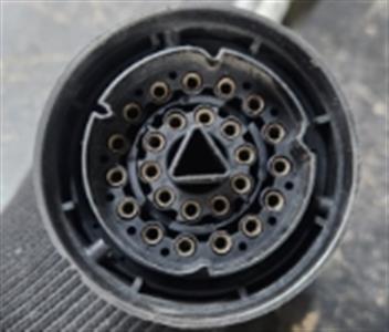 Auto Connector HD253F-1.5-11
