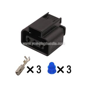 Auto connector 1326460-1