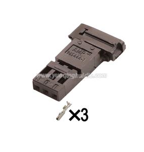 Auto connector 965444-1