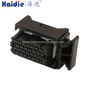 Auto connector 2141952-1
