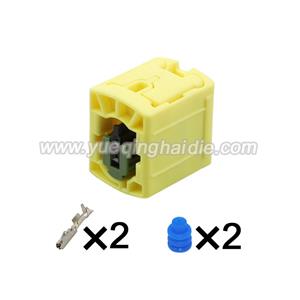 Auto connector 1-1897778-5