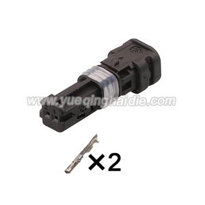 Auto connector 2141467-1