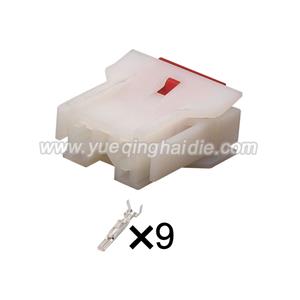 Auto connector 2421-001