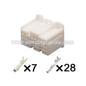 Auto Connector 1674558-1/1123338-1/90980-12145