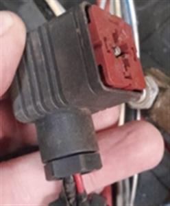 Auto connector HD057H-6.3-21