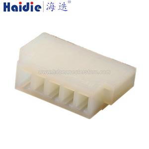 Auto connector 172159-0604