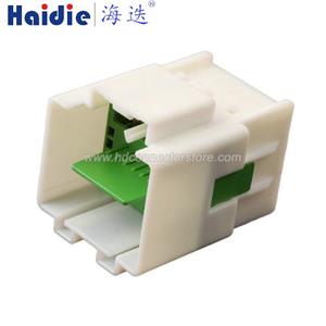 Auto connector 33268479