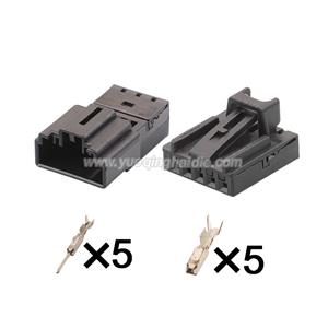 wiring connector 8R0973705/1418778-2  8R0973605/1563569-1