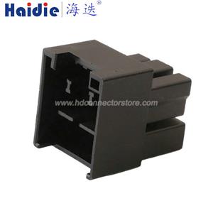 Auto connector HD322-0.7-1.5-2.8-11