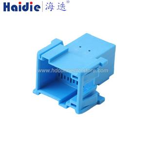 Auto connector 1-967626-2