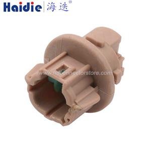 Lamp holder plug HDL-448