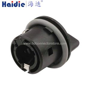 Lamp holder plug HDL-456