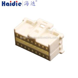 Auto connector 51353-1800