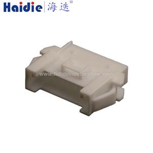Auto connector XMR-08V