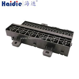 Fuse box with terminal BX2165