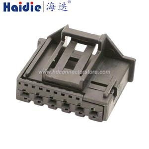 Auto connector HD069M-1.5-21