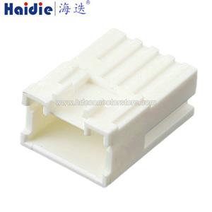 Auto connector HD048Y-0.6-11 316088-1