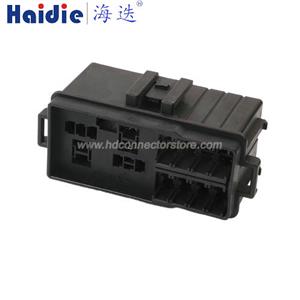 Fuse box with terminal BX2088C-2A