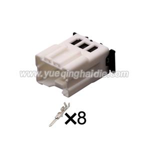 8 Pin connector with terminal 7222-6714