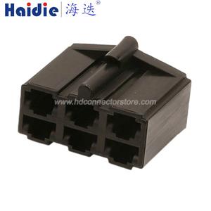 Auto connector 02977044