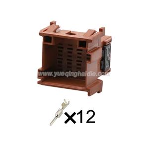 auto connector 1-967627-4/967632-1