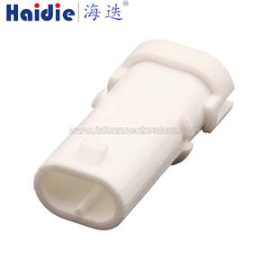 Auto connector HD025T-1.8-11
